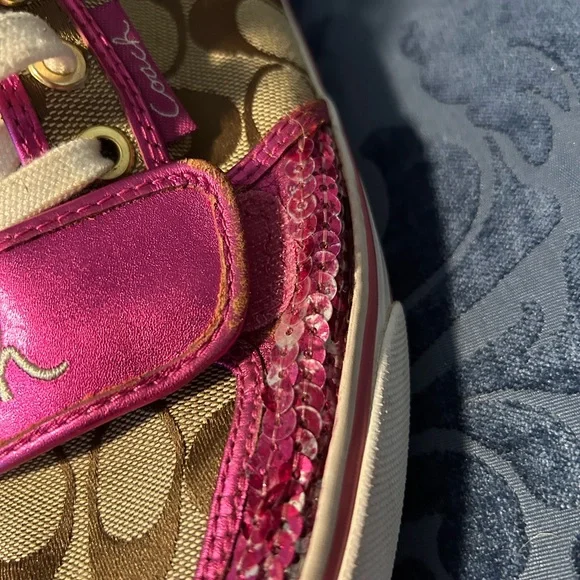 Coach Misti Hot Pink High Top Sequin and Logo Sneakers size 8 - Picture 2 of 8